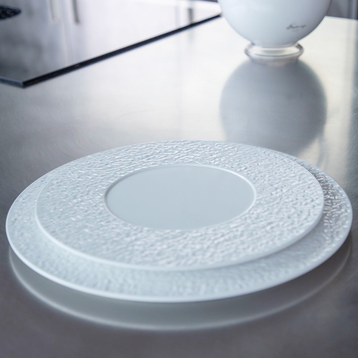 Wide Rim Plate 27 cm - Avant Guard Luna