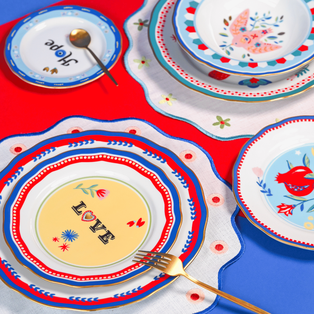 Embroidered Round Placemat - Mamma Mia