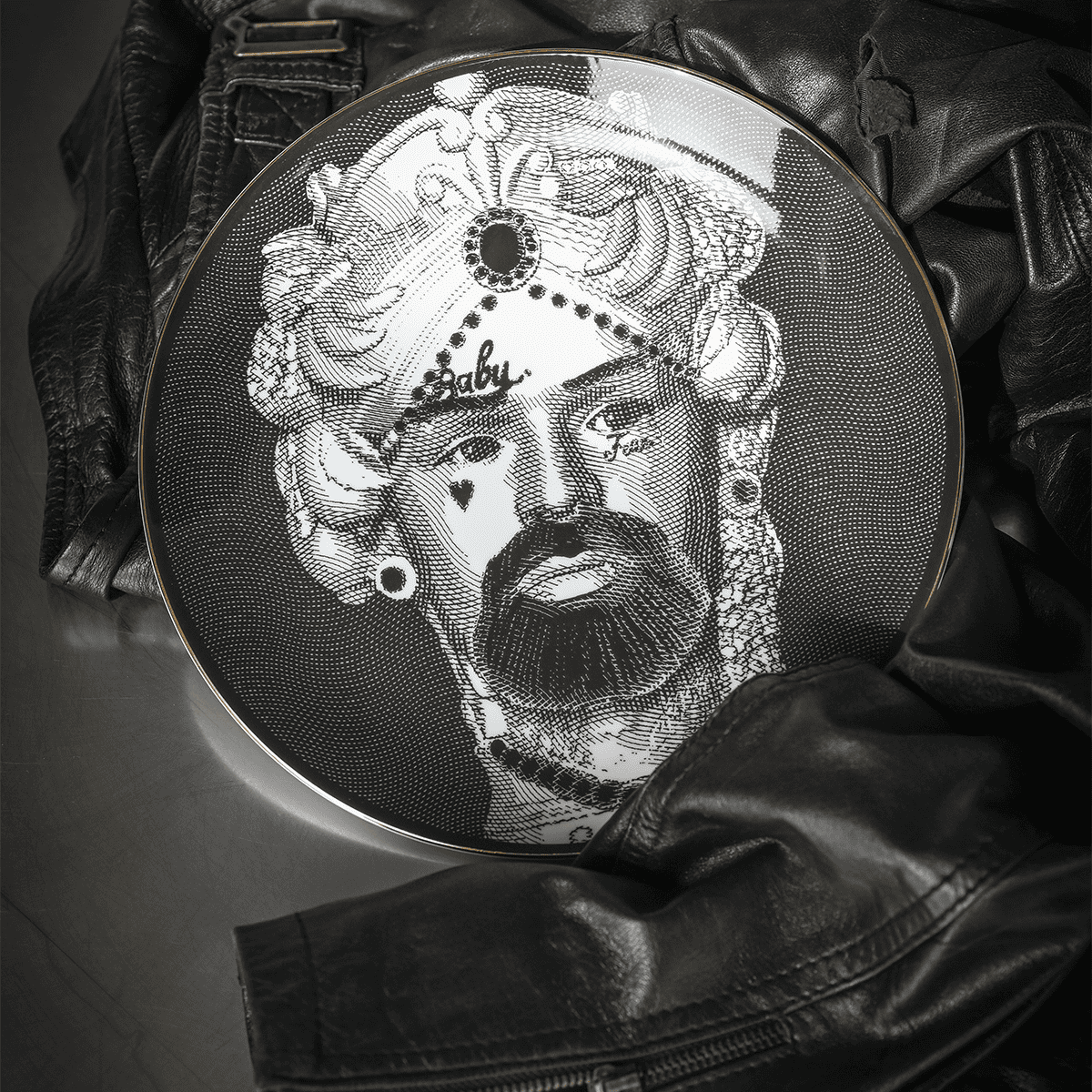 Decorative Plate The Rebel - Sagrada Familia