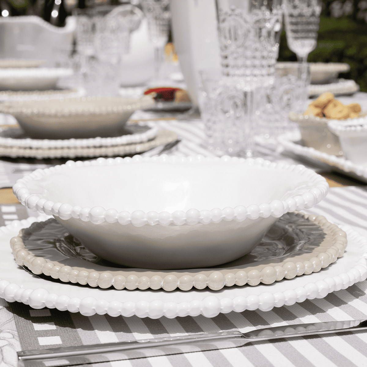 Set of 6 White Deep Plates - Joke